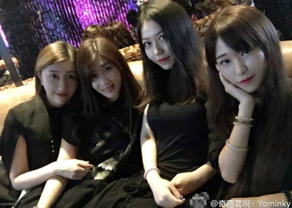 愛戀酒店經紀公司給妳到酒店工作3大保障「工作、安全、生活」八大行業優質服務! 愛戀酒店經紀公司給妳到酒店工作3大保障「工作、安全、生活」八大行業優質服務!